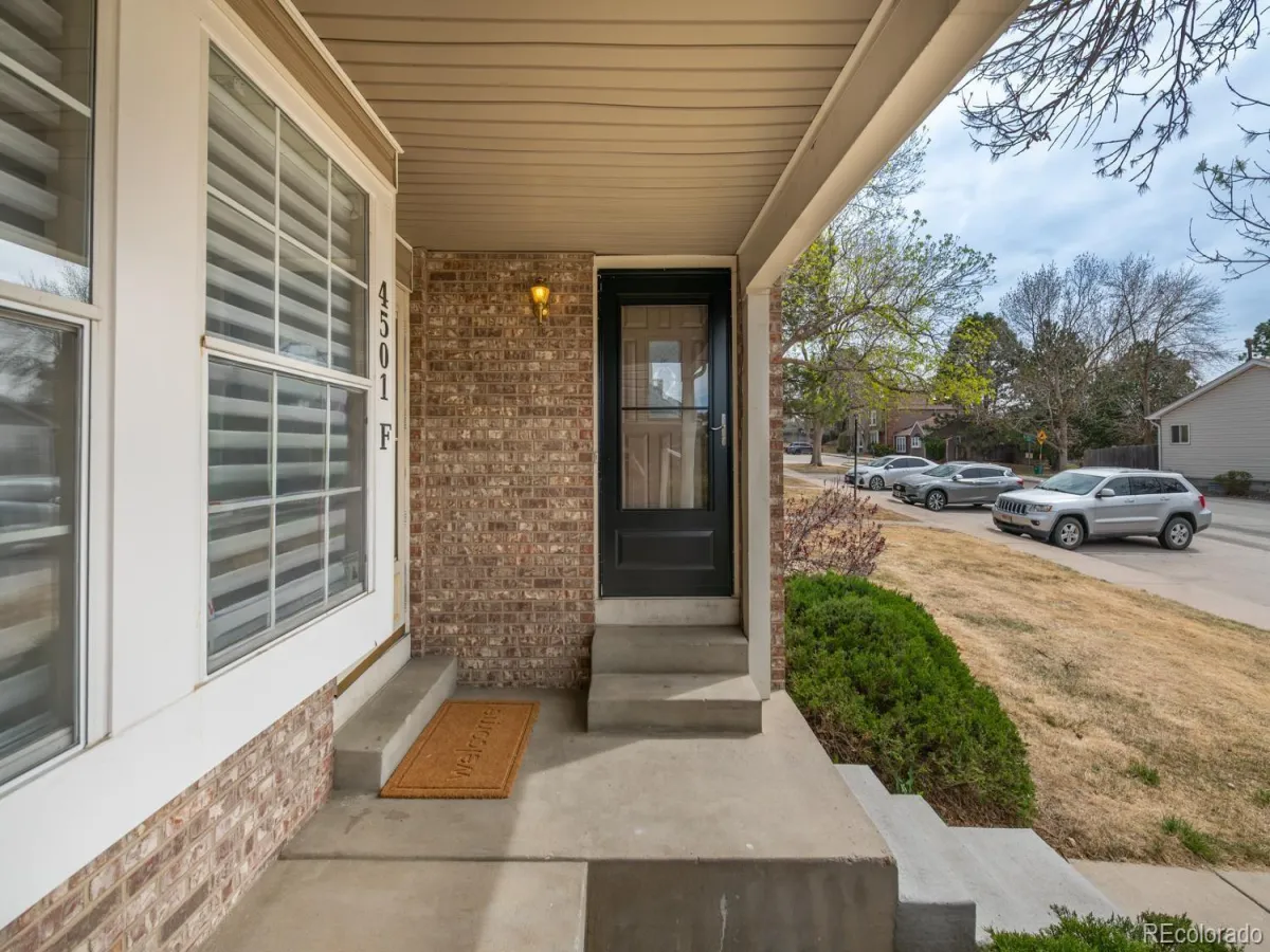 4501 S Crystal Way #E301 Aurora CO 80015 MLS #REC4664994 04102026023736 1200 4