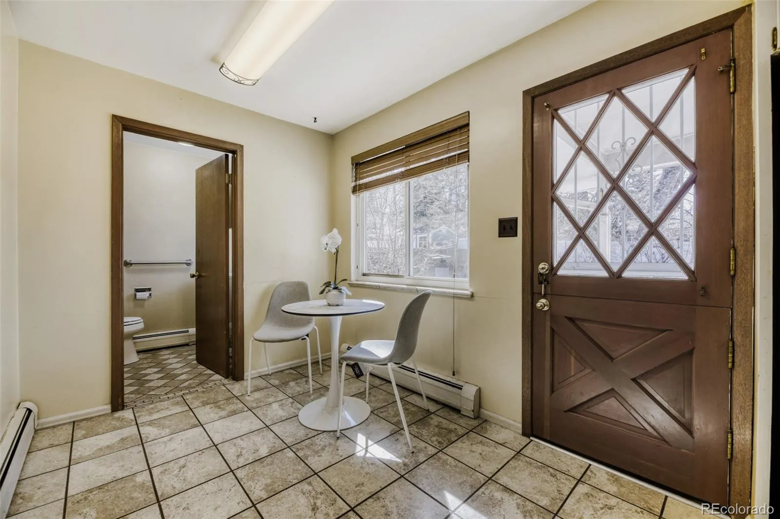 04082026180527 1600 11