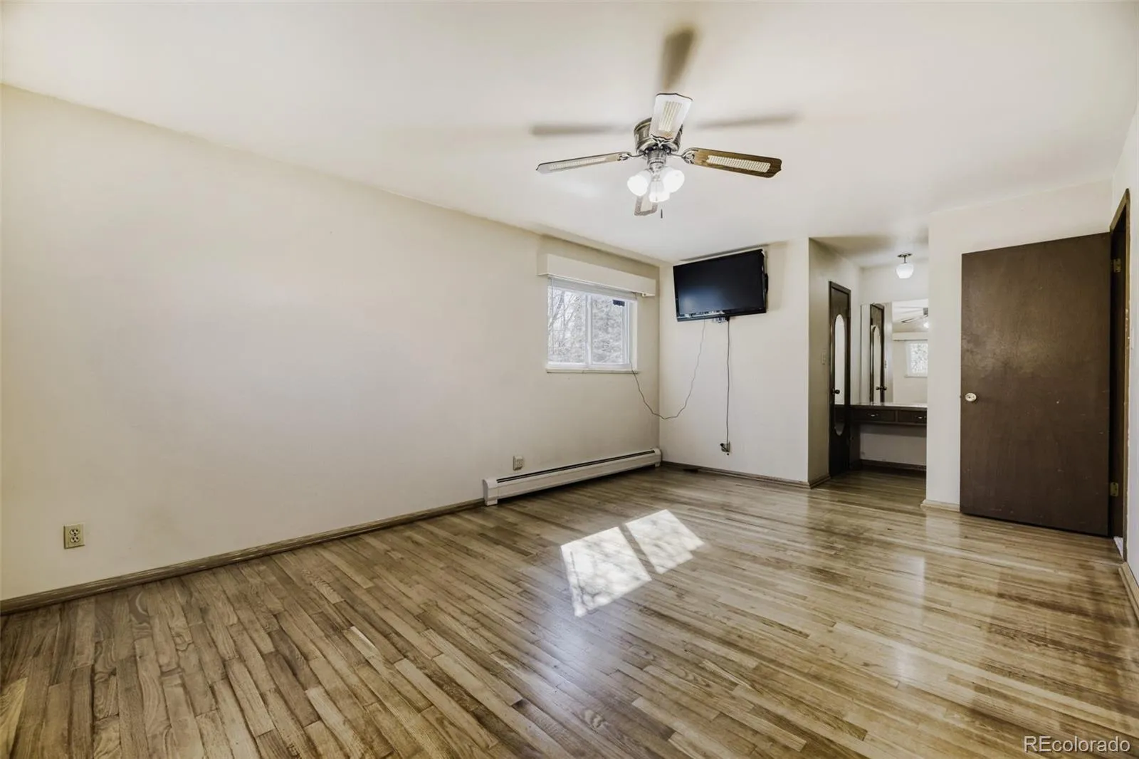 04082026180527 1600 15