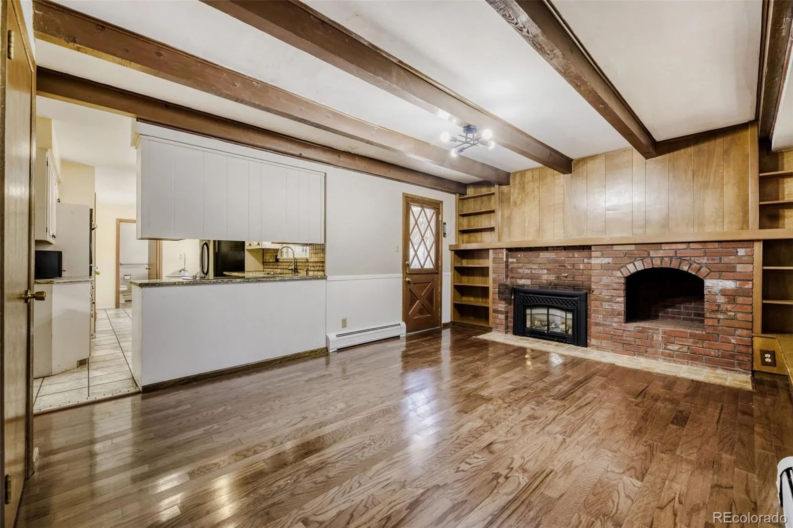 04082026180527 1600 6