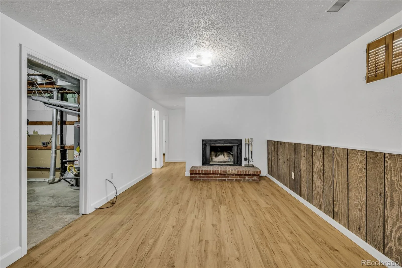 15949 E Brunswick Drive Aurora CO 80013 | MLS #REC4667010 08192026045946 1600 15