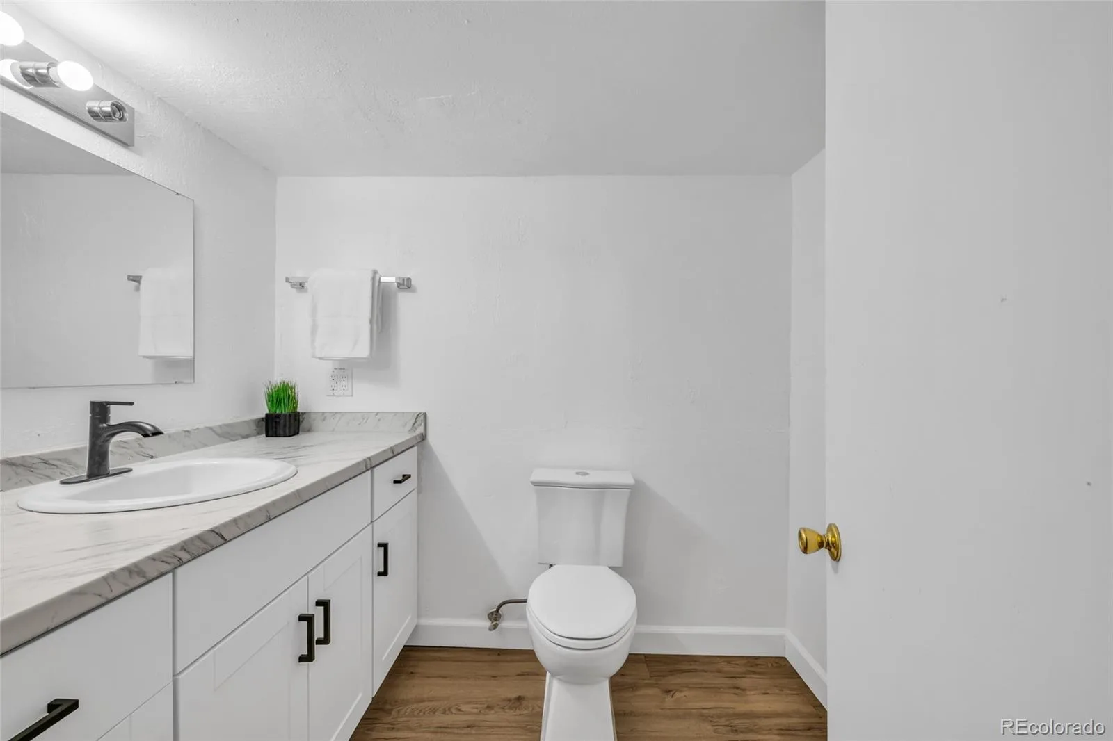 15949 E Brunswick Drive Aurora CO 80013 | MLS #REC4667010 08192026045946 1600 17