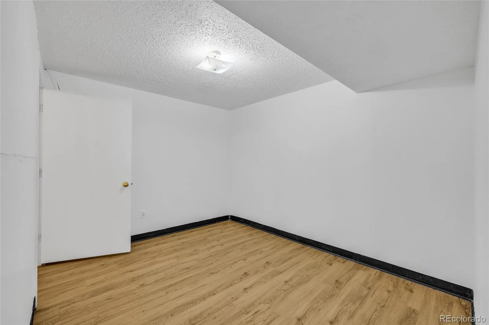 15949 E Brunswick Drive Aurora CO 80013 | MLS #REC4667010 08192026045946 1600 18