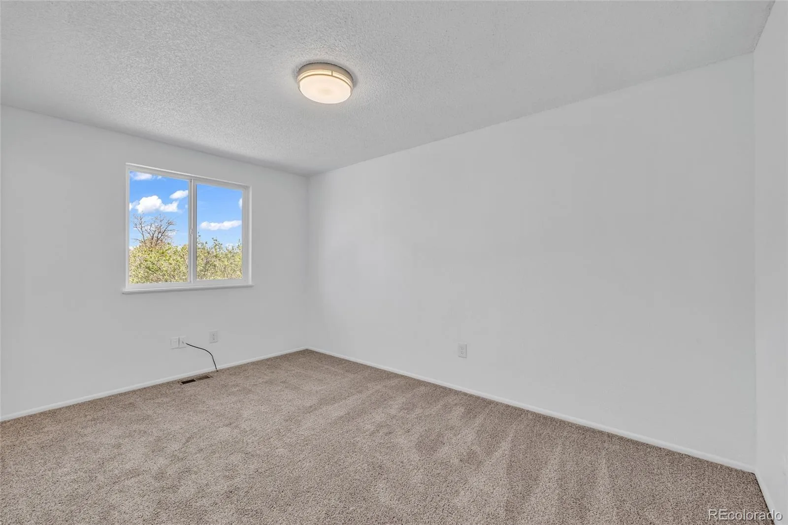15949 E Brunswick Drive Aurora CO 80013 | MLS #REC4667010 08192026045946 1600 7