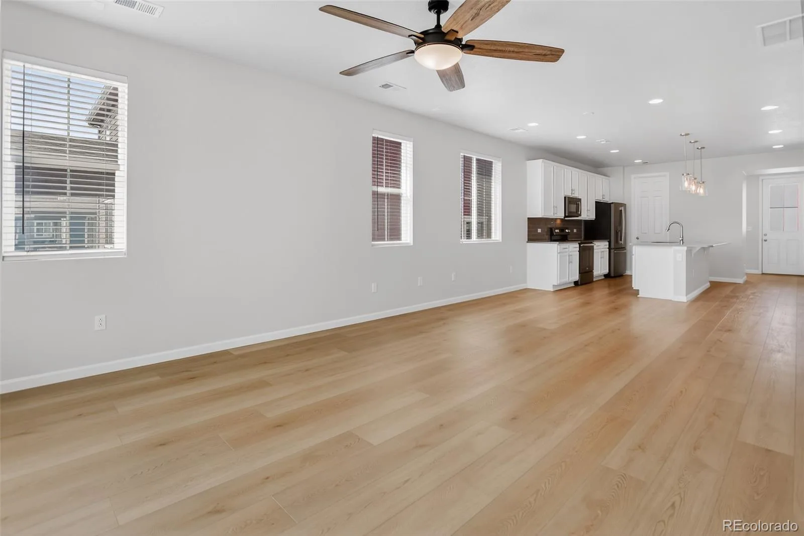 26984 E Archer Avenue Aurora CO 80018 | MLS #REC4667995 06292026214742 1600 13