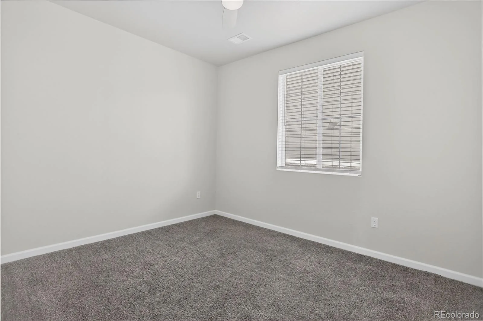 26984 E Archer Avenue Aurora CO 80018 | MLS #REC4667995 06292026214742 1600 35