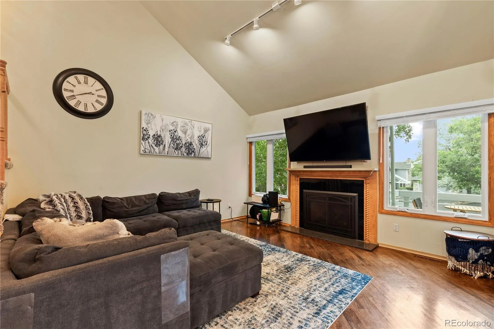 2212 Emerald Drive Castle Rock CO 80104 | MLS #REC4670824 08302026154439 1600 21