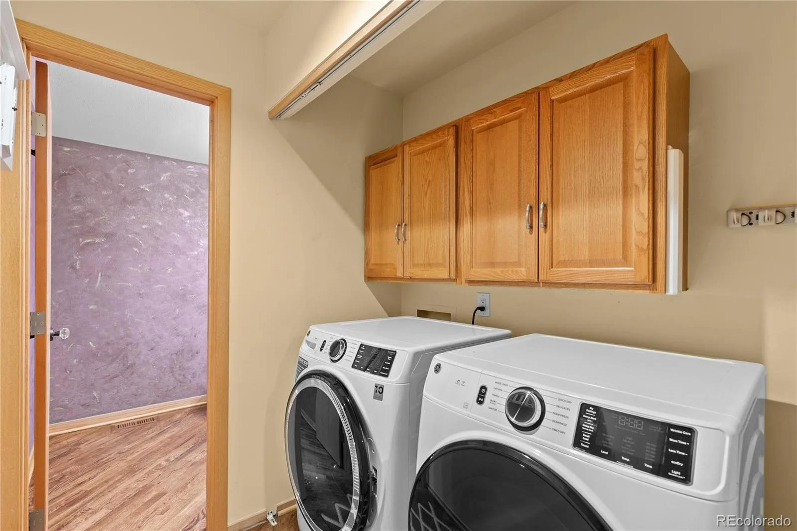 2212 Emerald Drive Castle Rock CO 80104 | MLS #REC4670824 08302026154439 1600 24