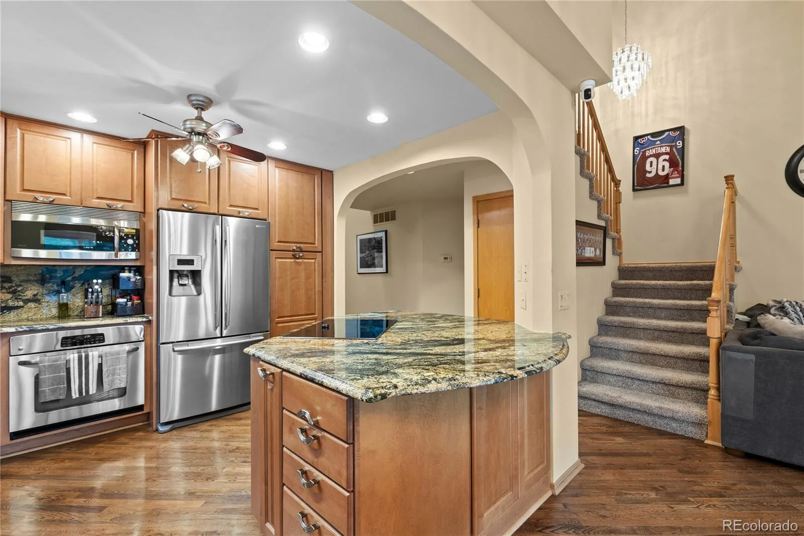 2212 Emerald Drive Castle Rock CO 80104 | MLS #REC4670824 08302026154439 1600 3