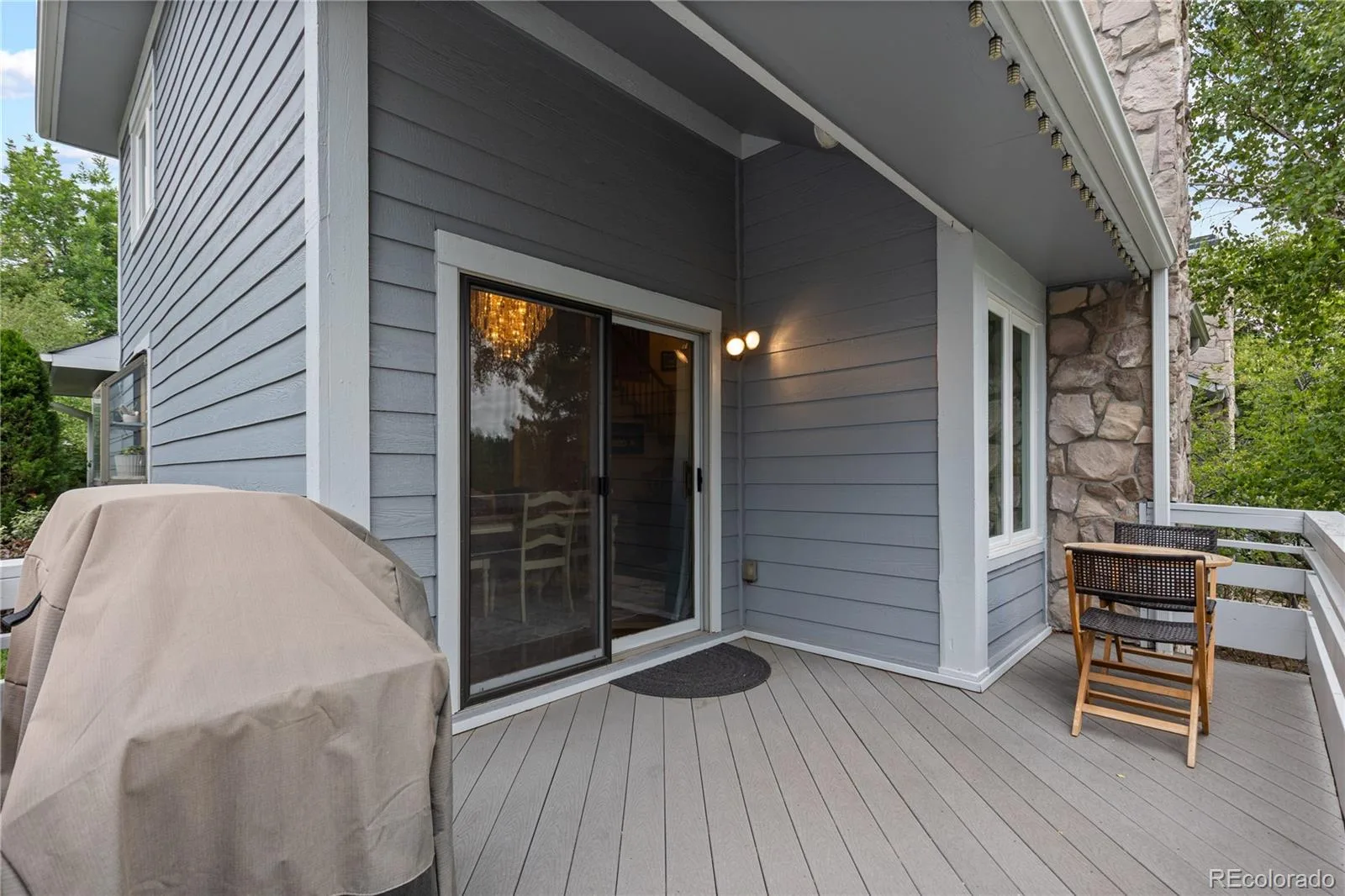 2212 Emerald Drive Castle Rock CO 80104 | MLS #REC4670824 08302026154439 1600 31