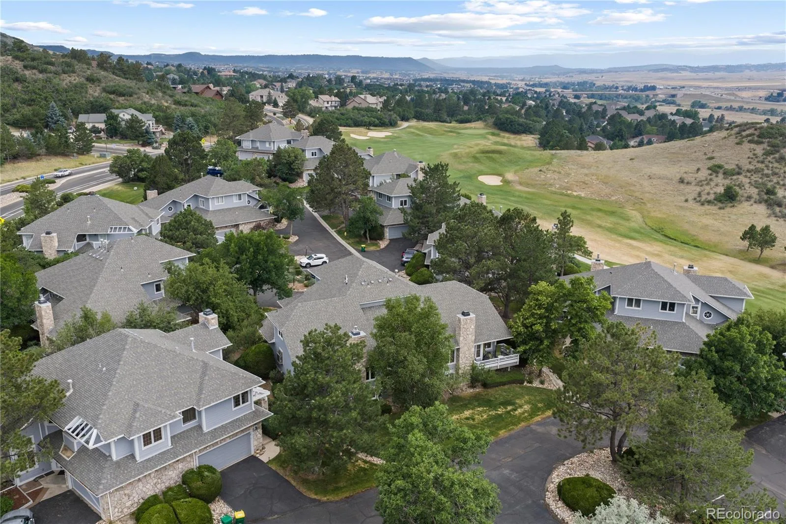 2212 Emerald Drive Castle Rock CO 80104 | MLS #REC4670824 08302026154439 1600 43