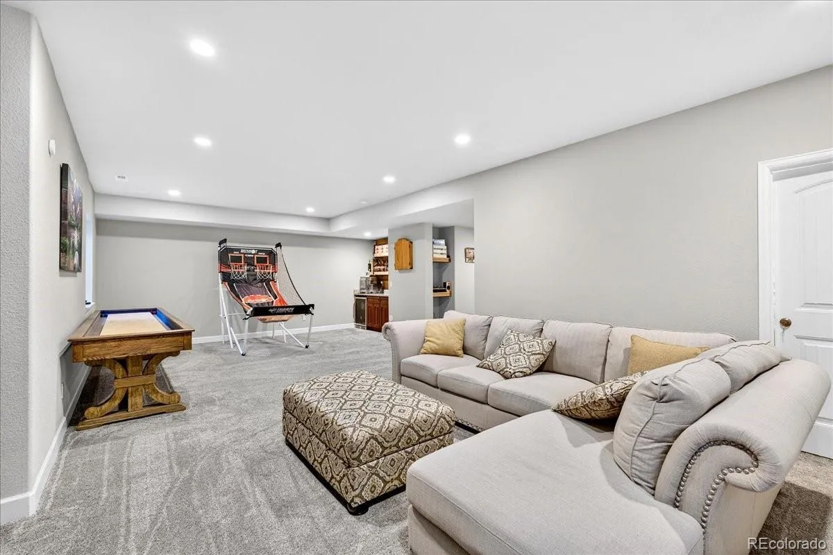 8049 Sabino Lane Castle Rock CO 80108 MLS #REC4670826 05282026162113 1200 34