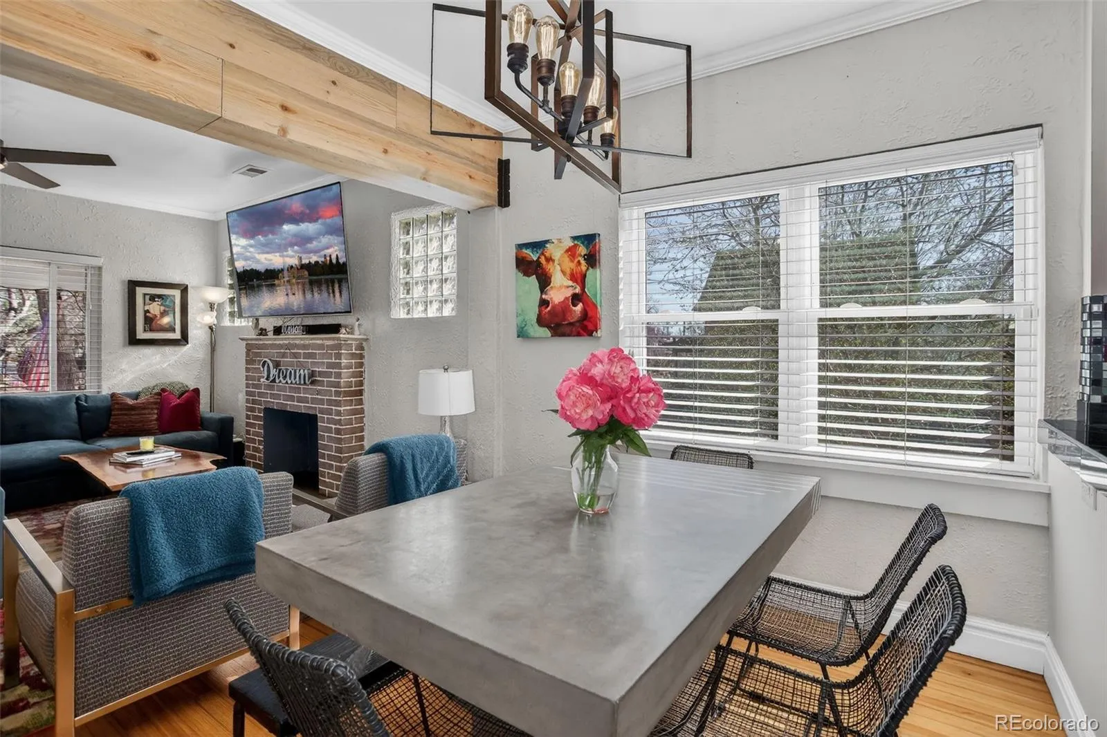 04172026234214 1600 10