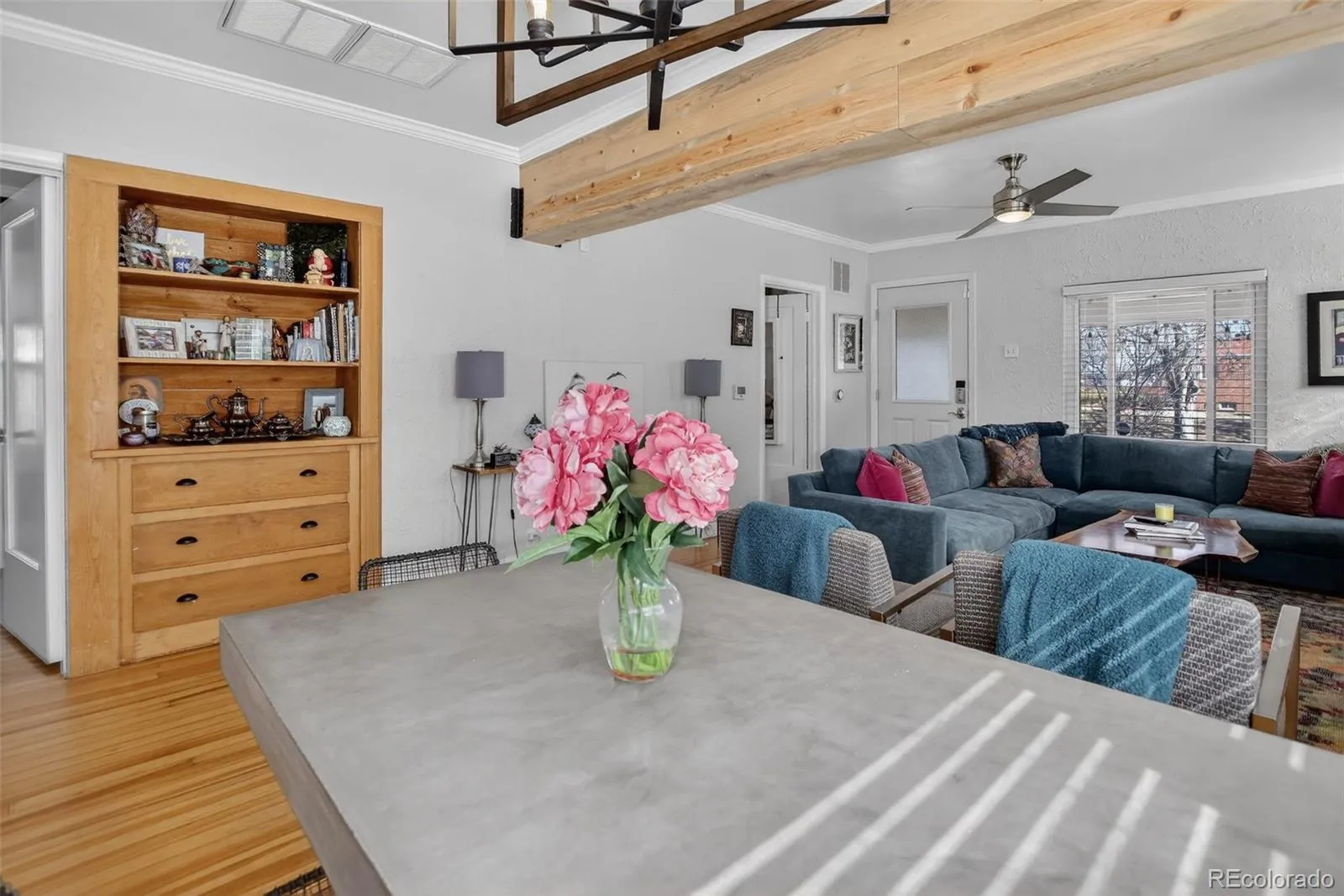 04172026234214 1600 11