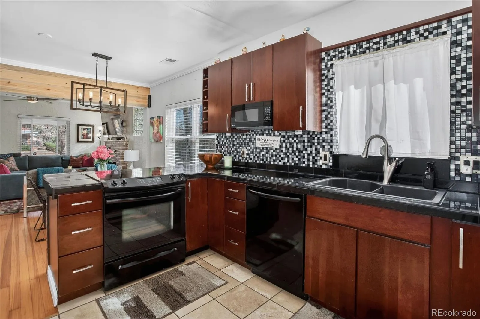 04172026234214 1600 16