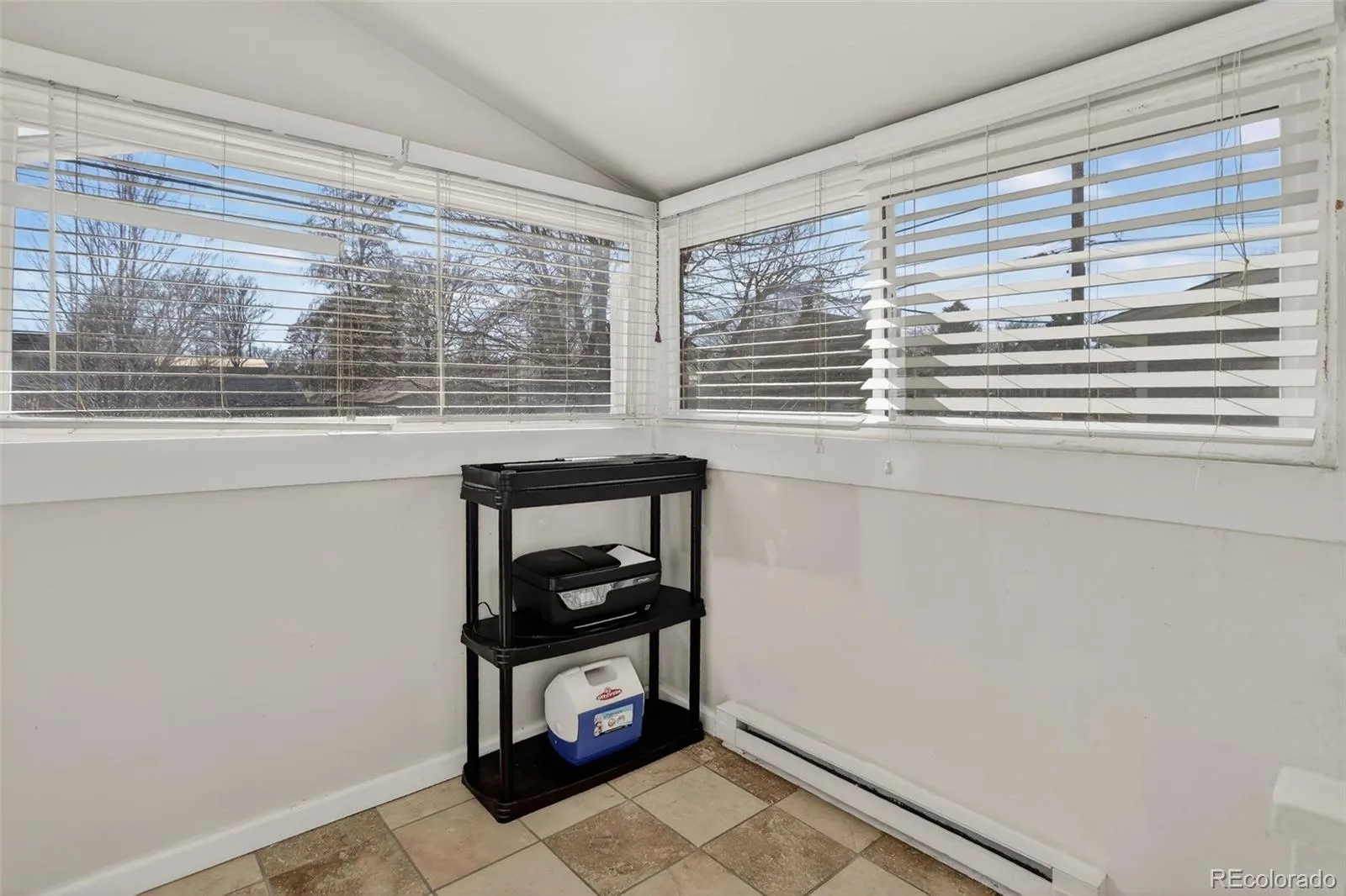 04172026234214 1600 23