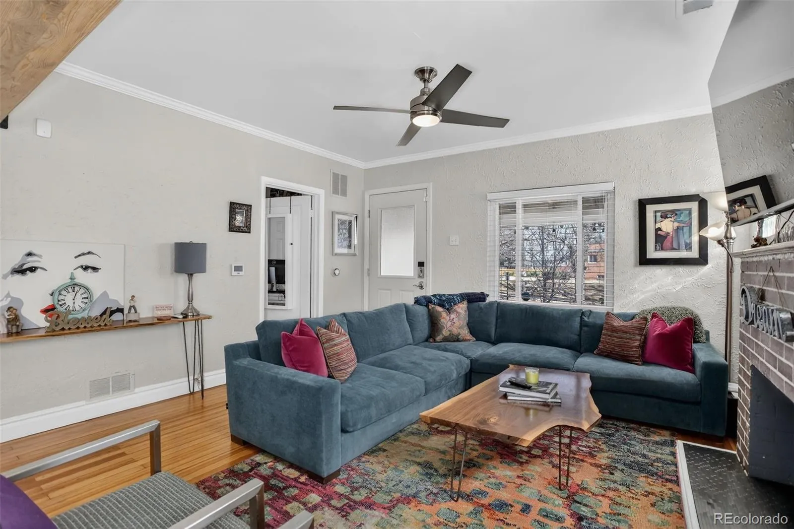 04172026234214 1600 8