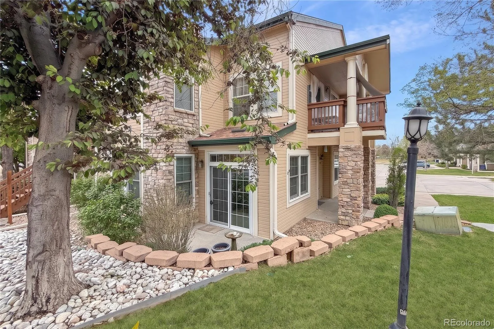 4025 S Dillon Way #102 Aurora CO 80014 MLS #REC4671981 05072026163705 1600 0