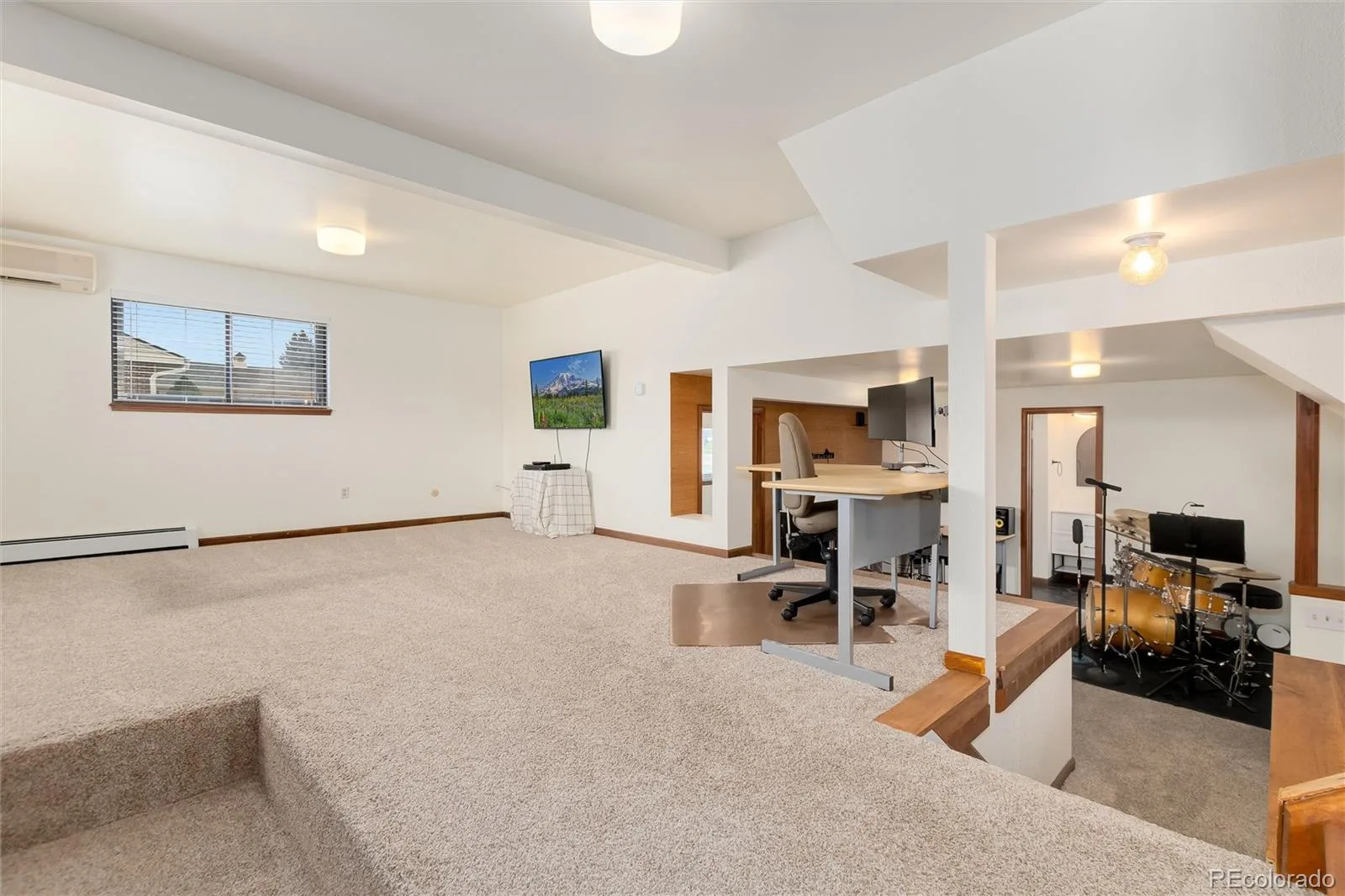 8055 Newman Street Arvada CO 80005 | MLS #REC4672636 08132026175435 1600 14