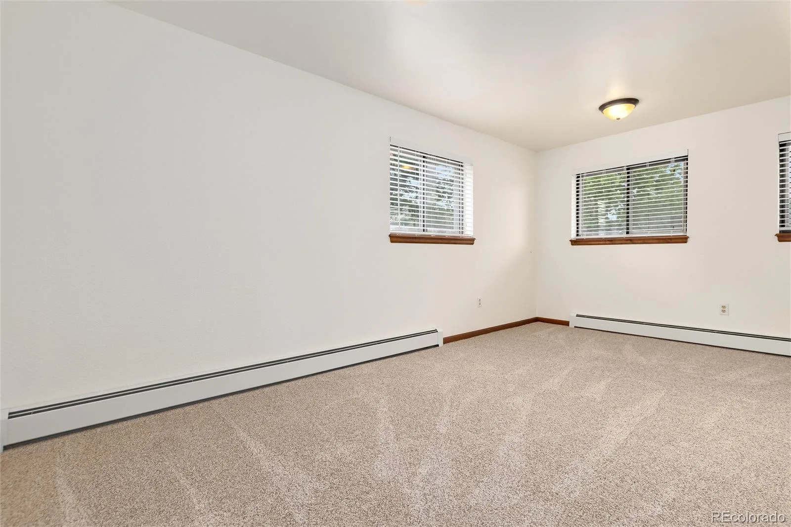 8055 Newman Street Arvada CO 80005 | MLS #REC4672636 08132026175435 1600 21