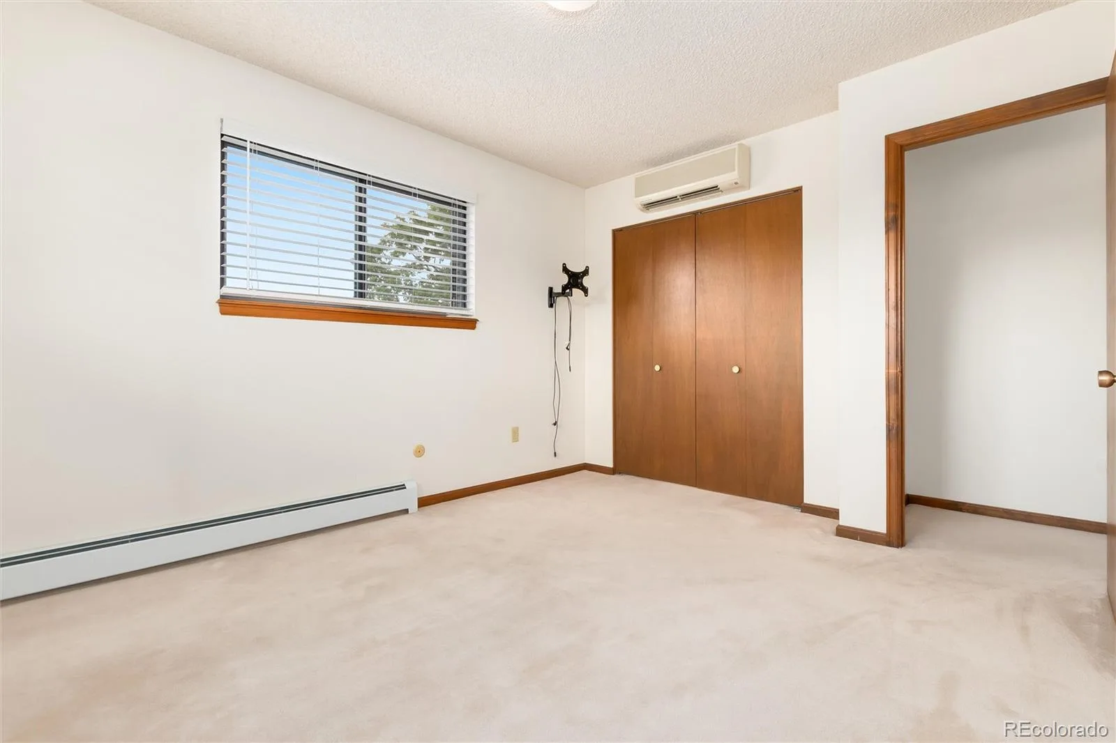 8055 Newman Street Arvada CO 80005 | MLS #REC4672636 08132026175435 1600 23