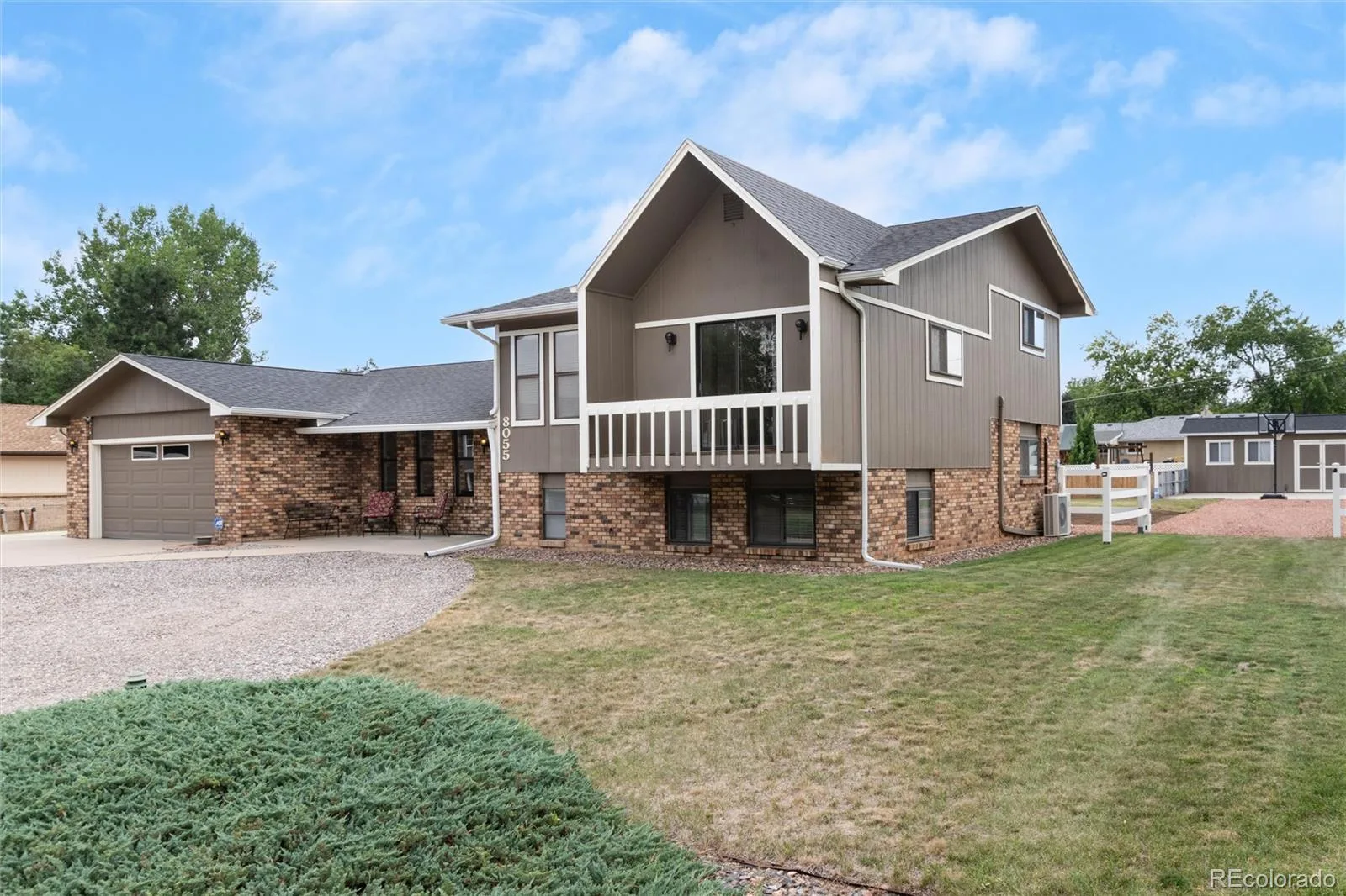 8055 Newman Street Arvada CO 80005 | MLS #REC4672636 08132026175435 1600 28