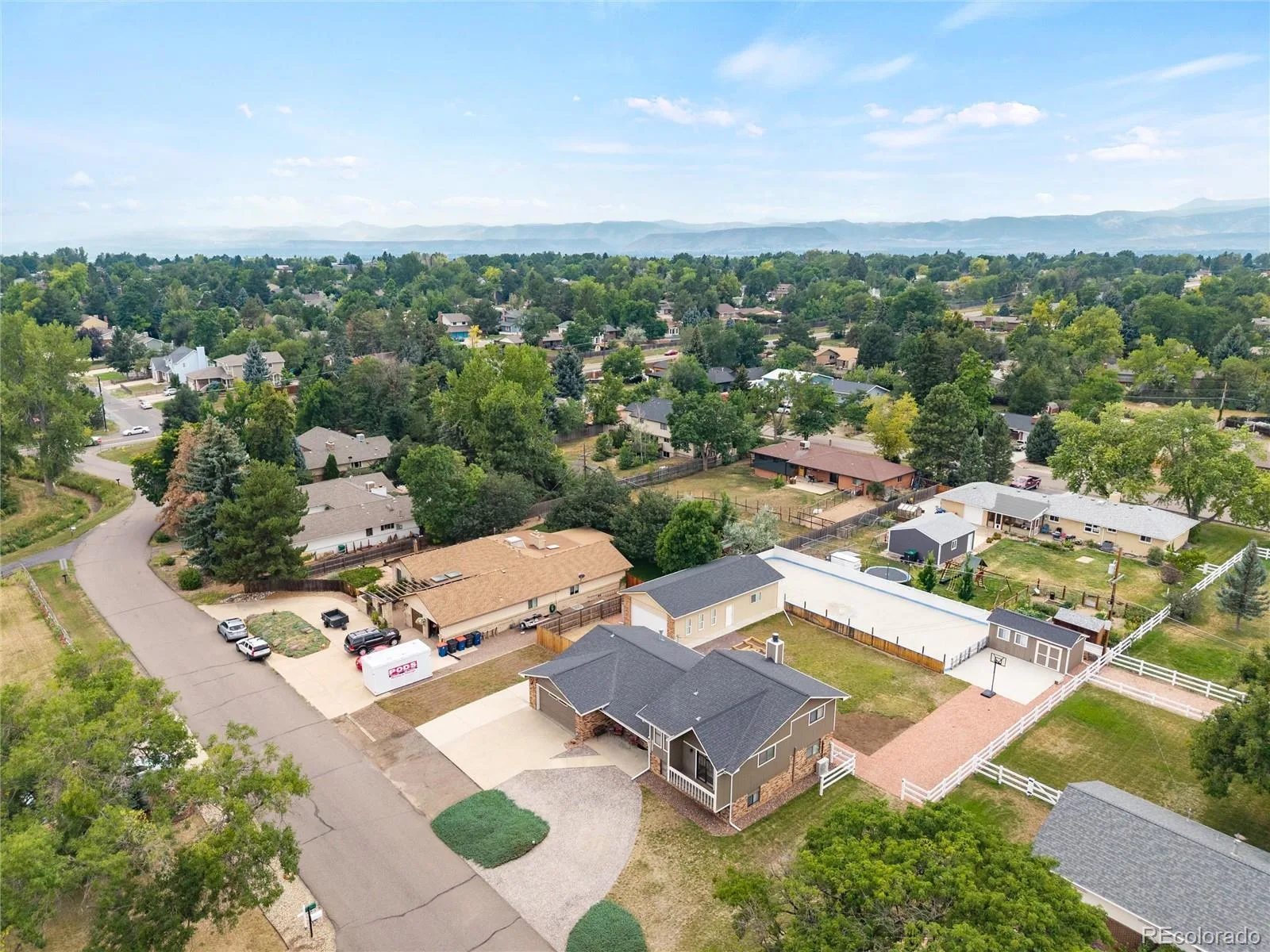 8055 Newman Street Arvada CO 80005 | MLS #REC4672636 08132026175435 1600 39