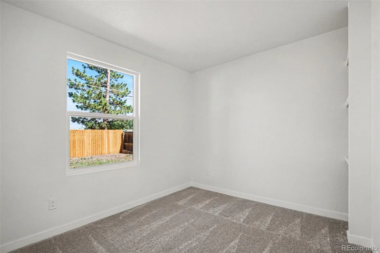 7731 Kearney Drive Commerce City CO 80022 | MLS #REC4673024 08202026000556 1600 17