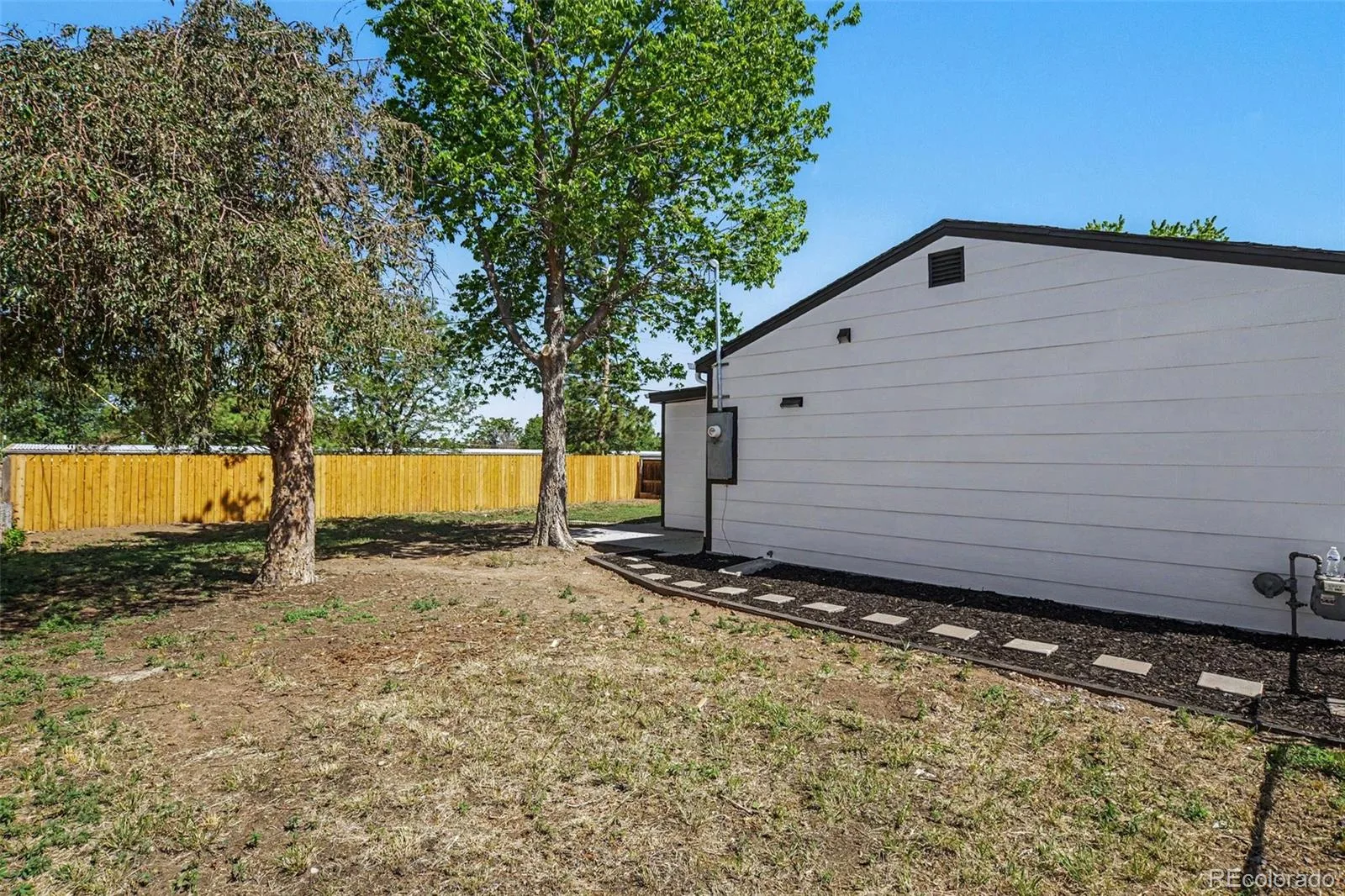 7731 Kearney Drive Commerce City CO 80022 | MLS #REC4673024 08202026000556 1600 22