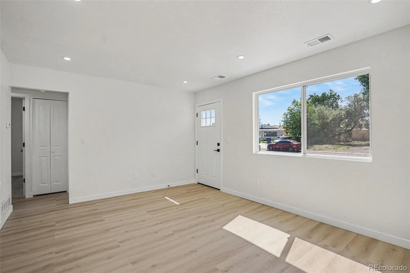 7731 Kearney Drive Commerce City CO 80022 | MLS #REC4673024 08202026000556 1600 4