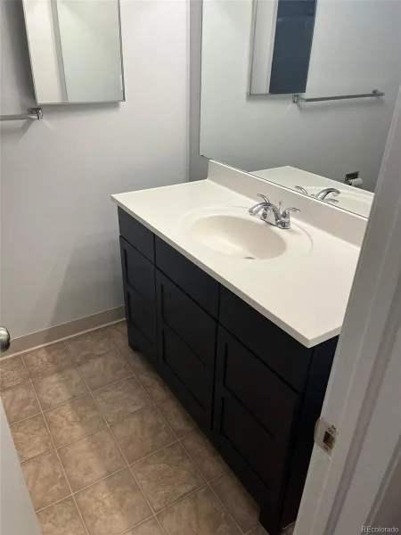 5882 E Ithaca Place #204 Denver CO 80237 | MLS #REC1510246 09232026052602 800 14