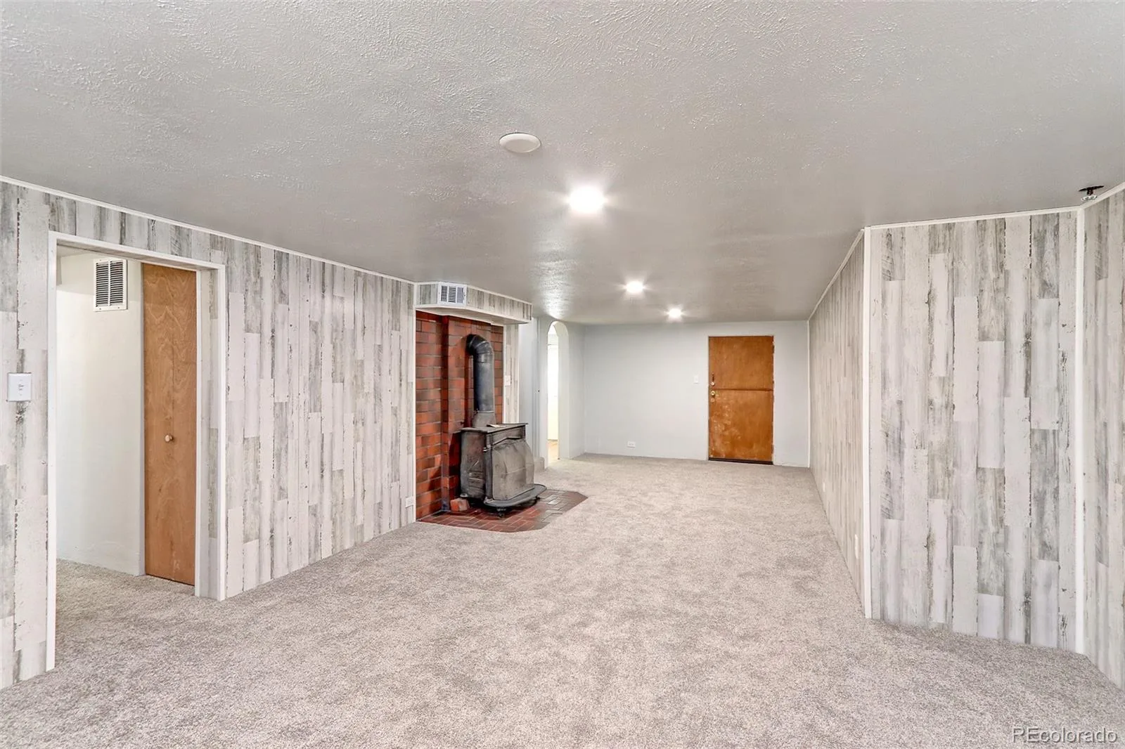 320 S Clay Street Denver CO 80219 | MLS #REC4674350 07302026213636 1600 22