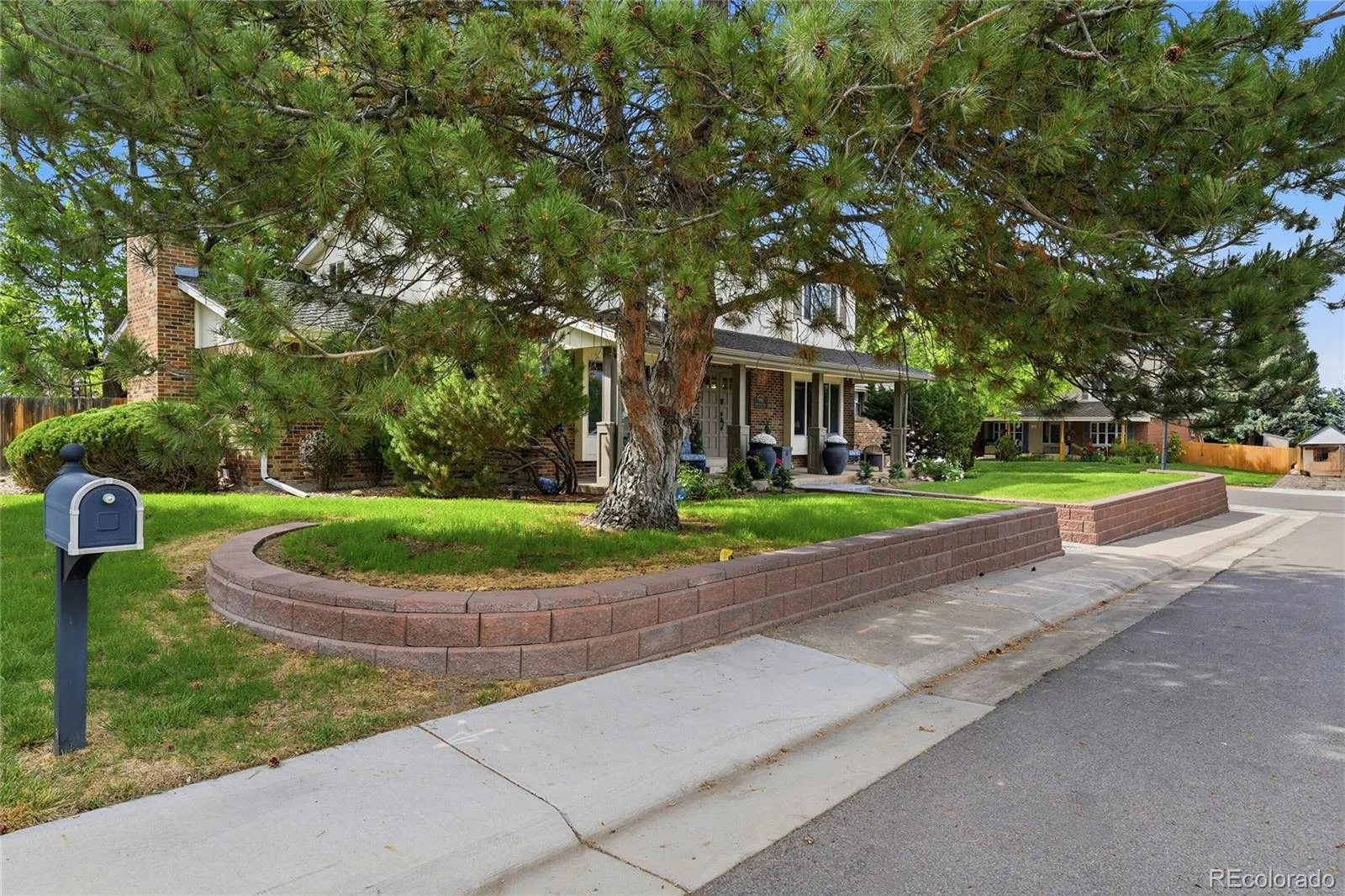 7951 S Jackson Street Centennial CO 80122 MLS #REC4675108 05282026024610 1600 3