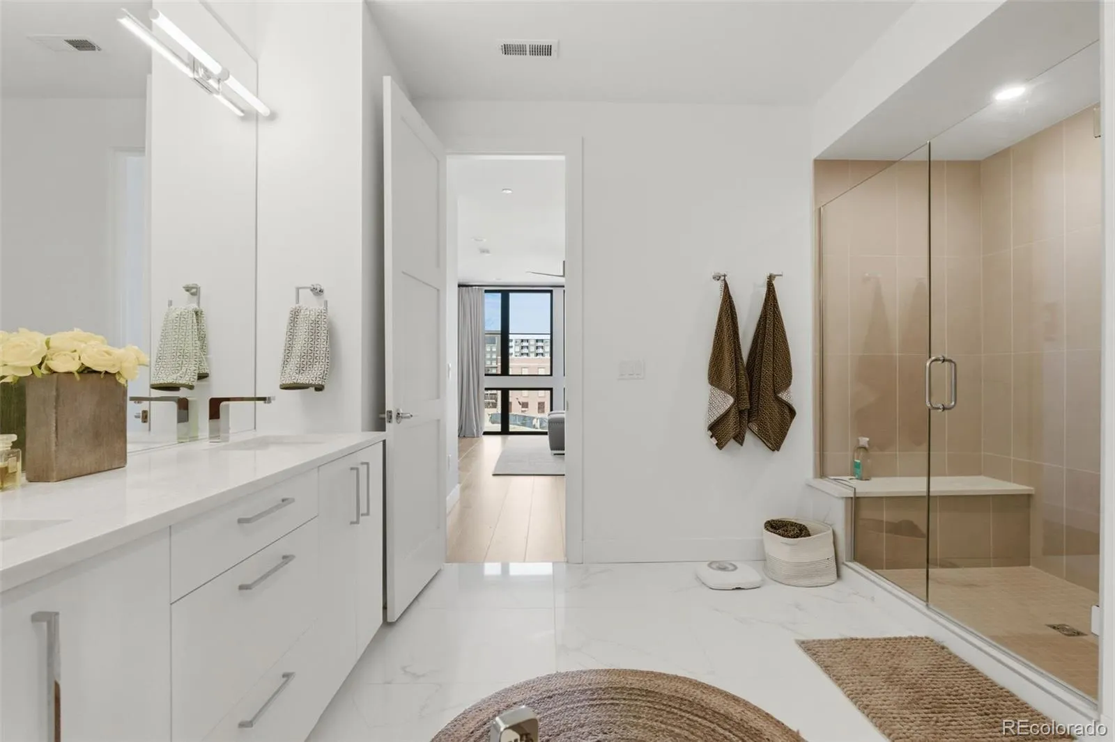 04112026162215 1600 22