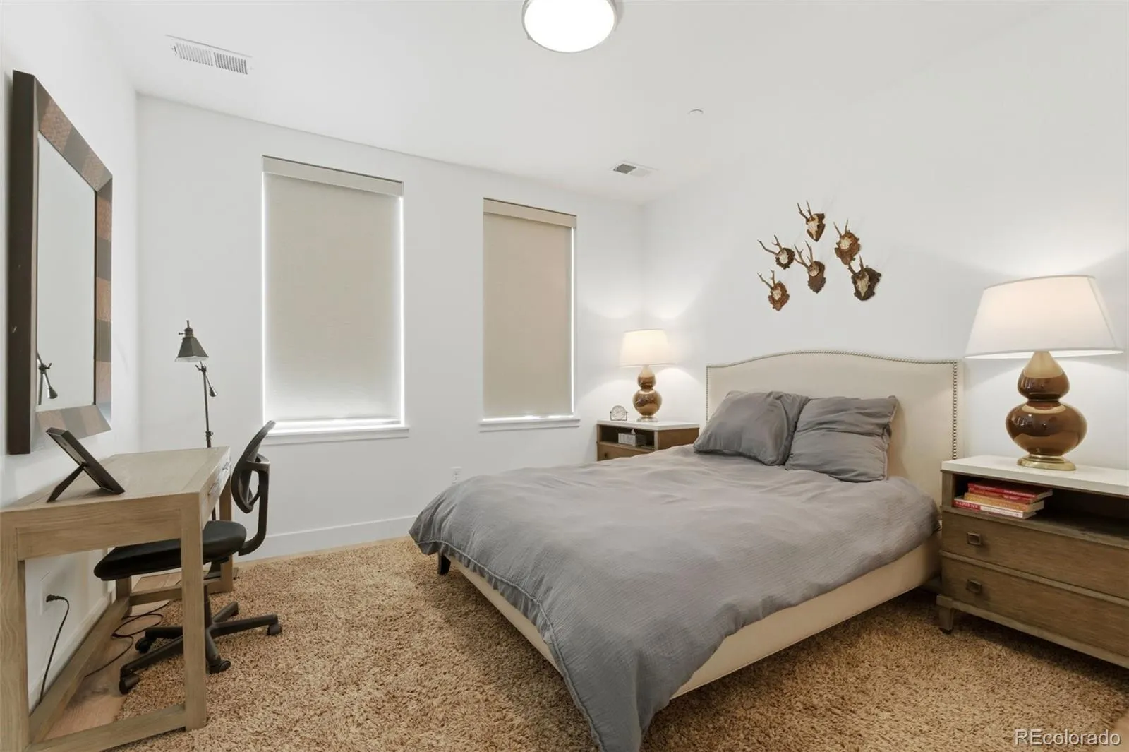 04112026162215 1600 24