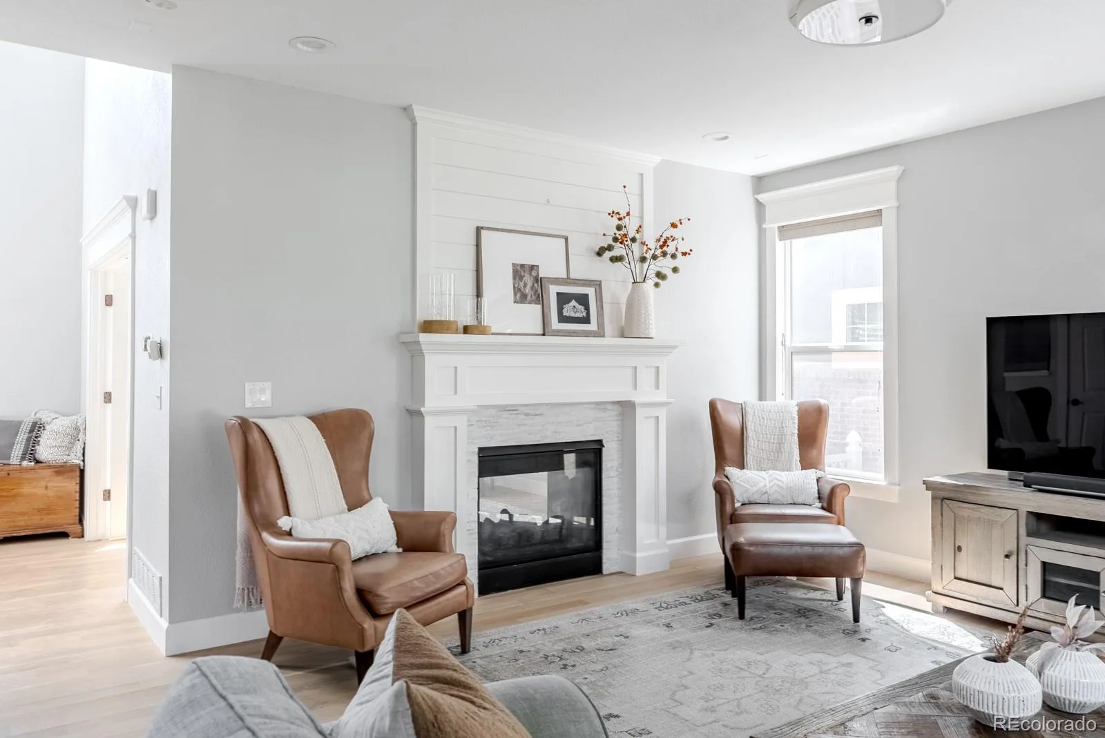 8657 Devinney Street Arvada CO 80005 | MLS #REC4677452 08252026174822 1600 18