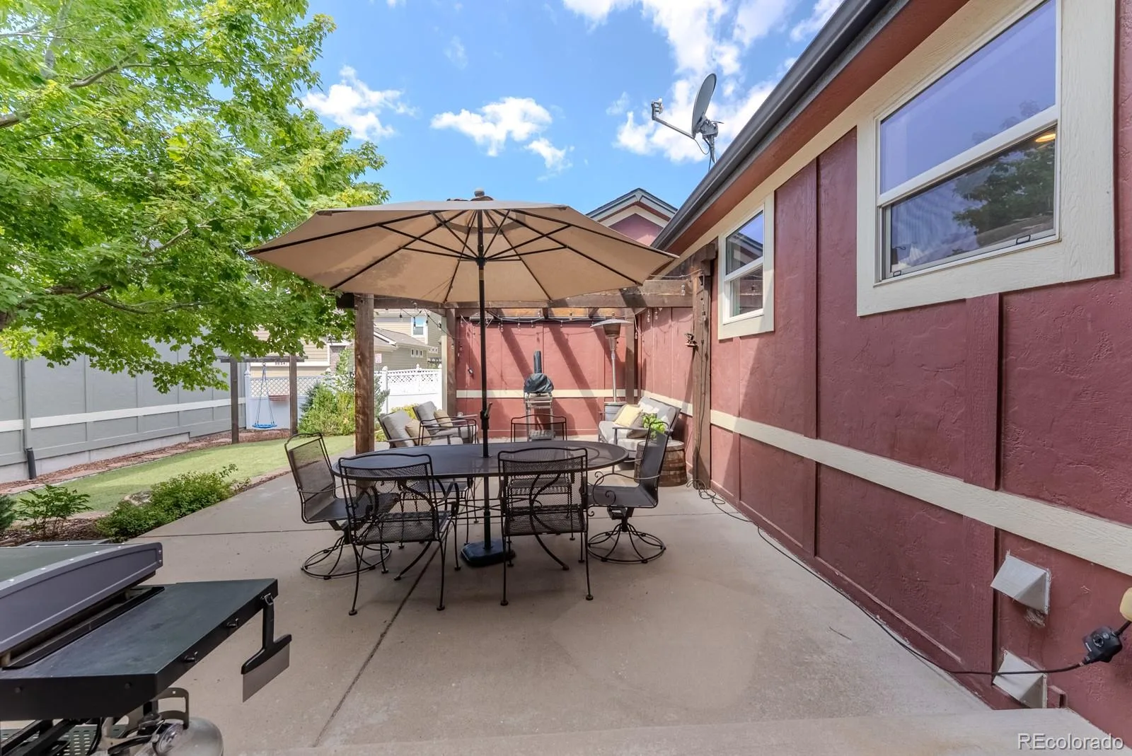 8657 Devinney Street Arvada CO 80005 | MLS #REC4677452 08252026174822 1600 42