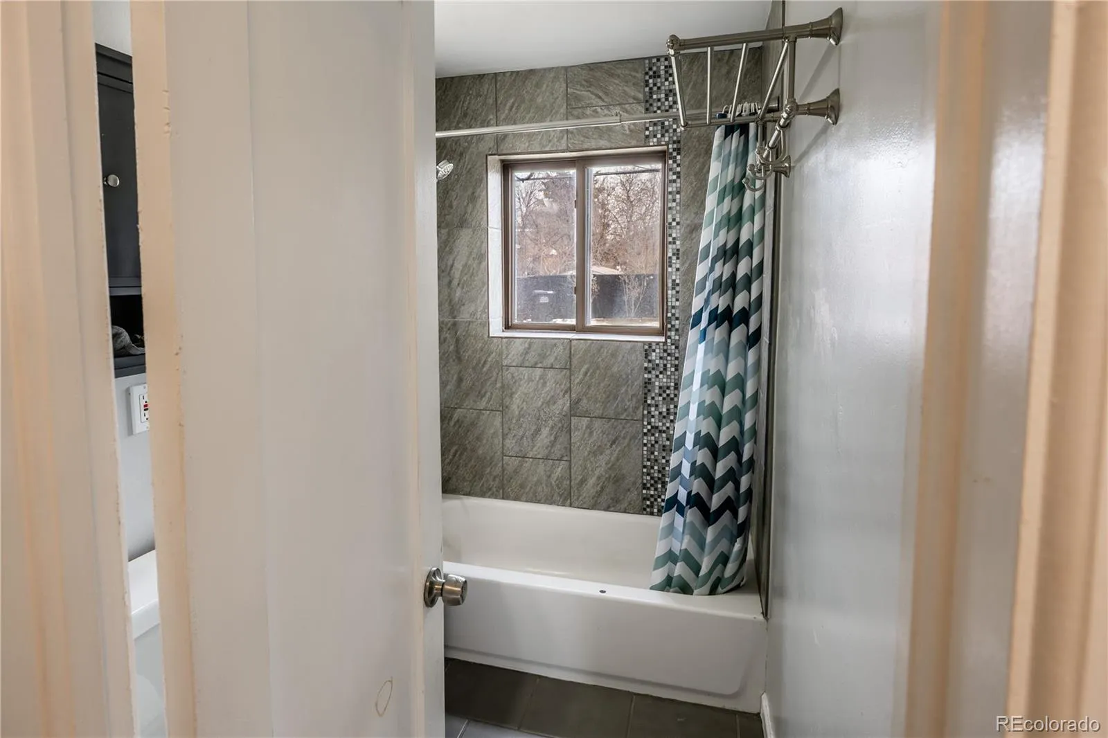 04152026015034 1600 14