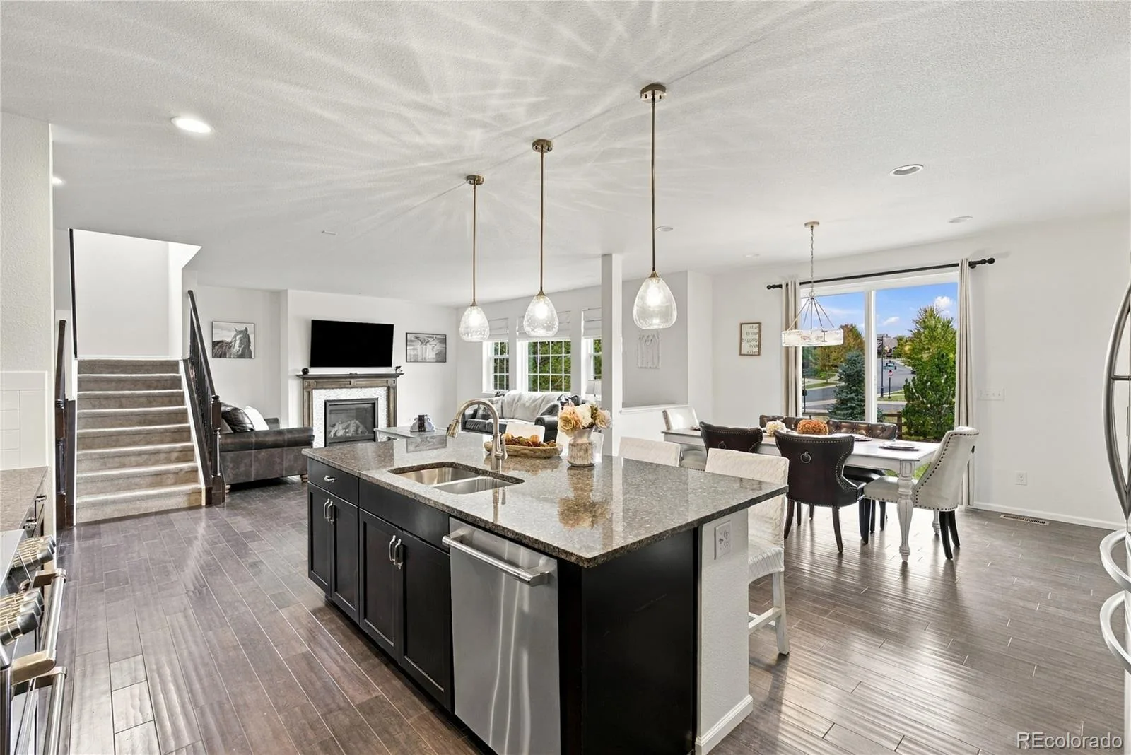26574 E Arapahoe Place Aurora CO 80016 | MLS #REC4677663 09232026052701 1600 10
