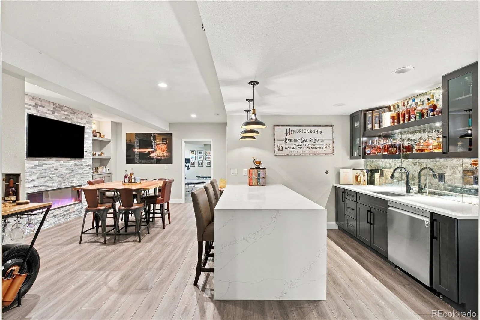 26574 E Arapahoe Place Aurora CO 80016 | MLS #REC4677663 09232026052701 1600 15