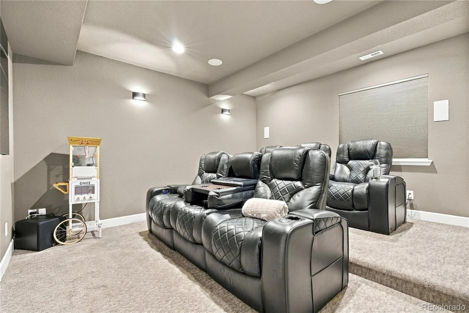 26574 E Arapahoe Place Aurora CO 80016 | MLS #REC4677663 09232026052701 1600 20
