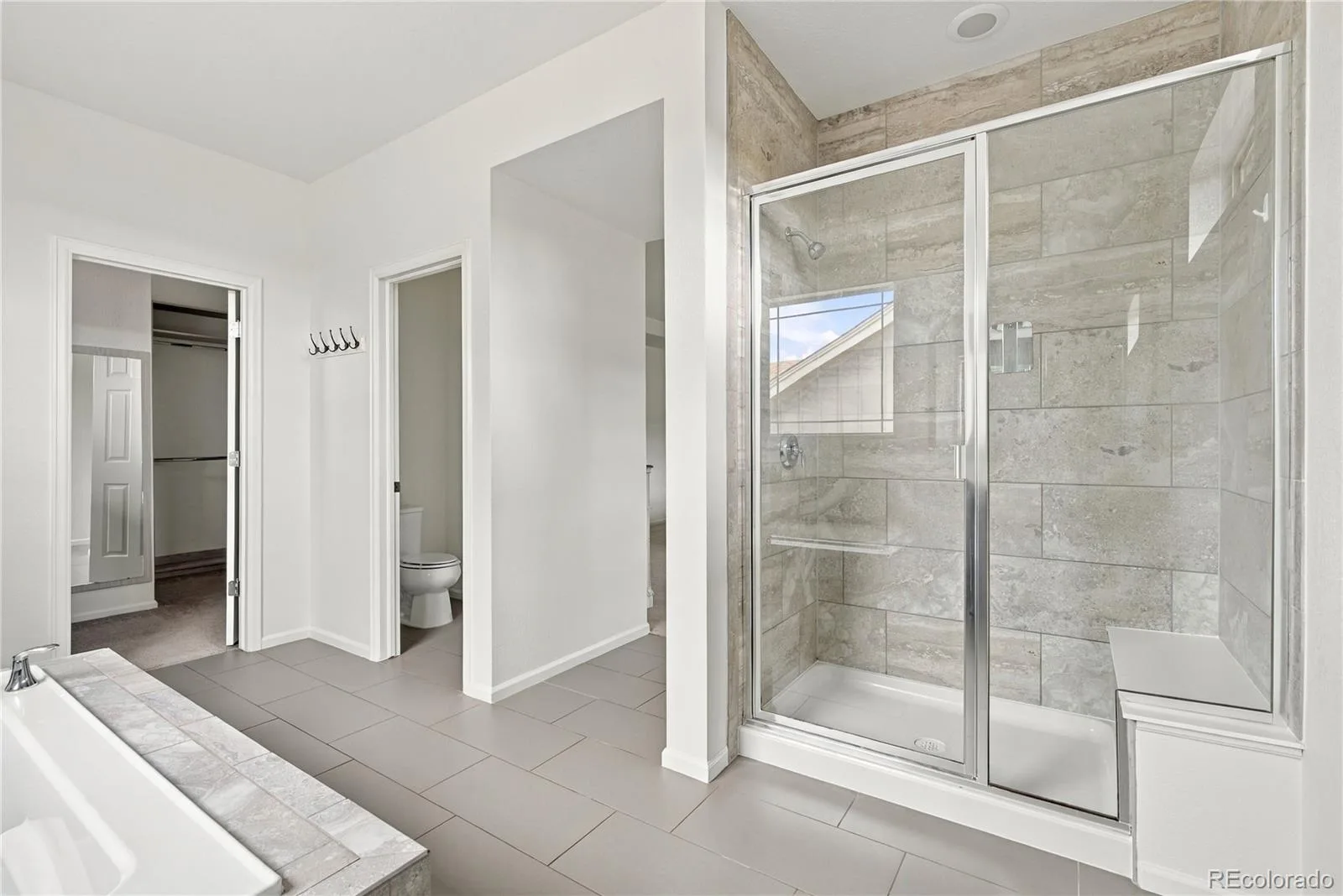 26574 E Arapahoe Place Aurora CO 80016 | MLS #REC4677663 09232026052701 1600 28