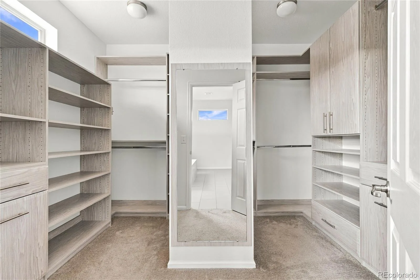 26574 E Arapahoe Place Aurora CO 80016 | MLS #REC4677663 09232026052701 1600 29