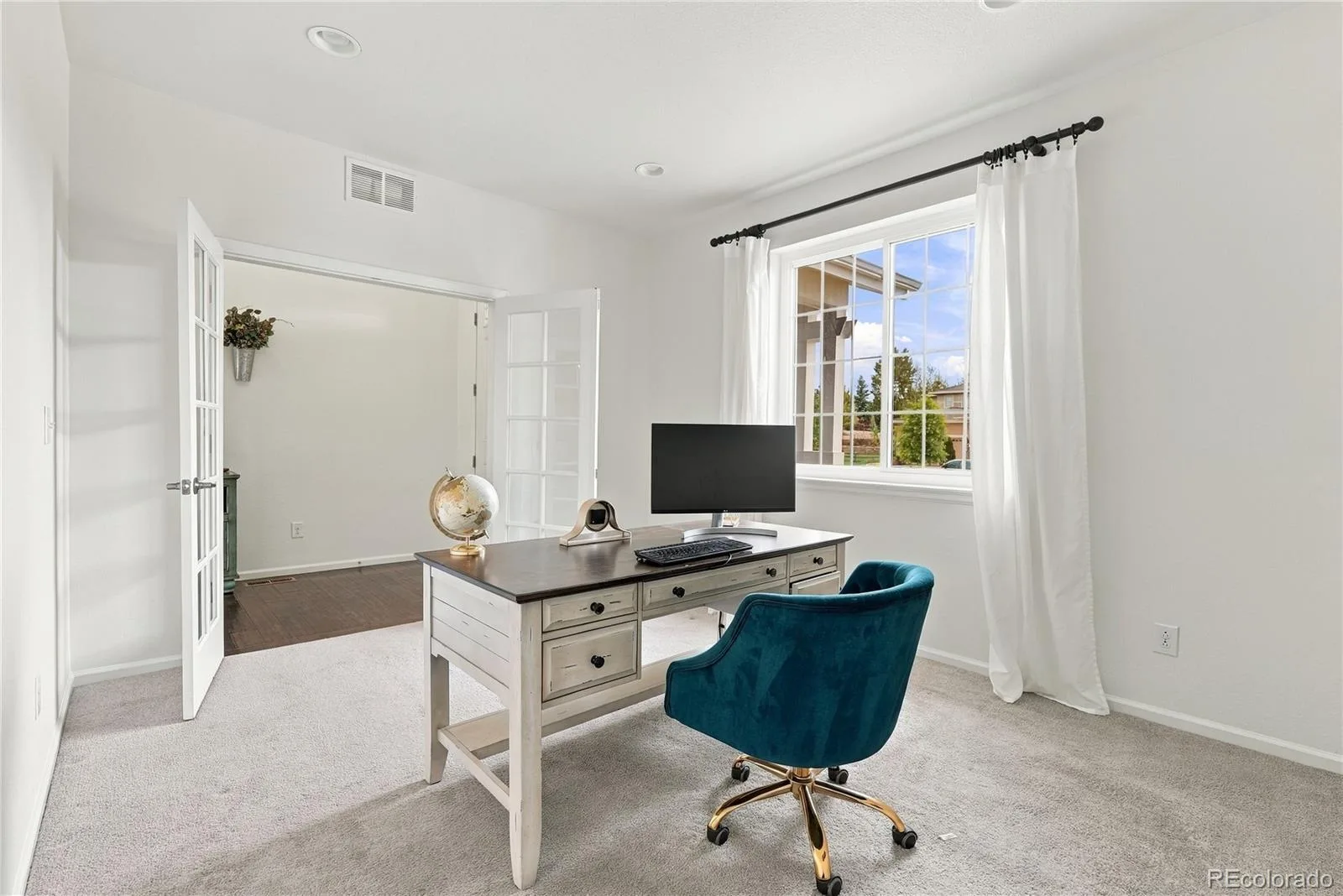 26574 E Arapahoe Place Aurora CO 80016 | MLS #REC4677663 09232026052701 1600 3