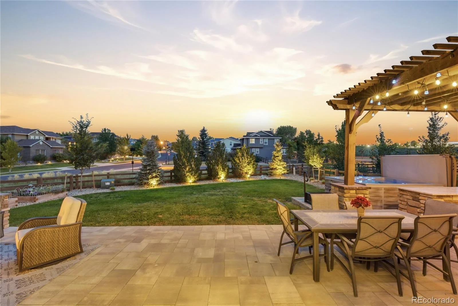 26574 E Arapahoe Place Aurora CO 80016 | MLS #REC4677663 09232026052701 1600 39