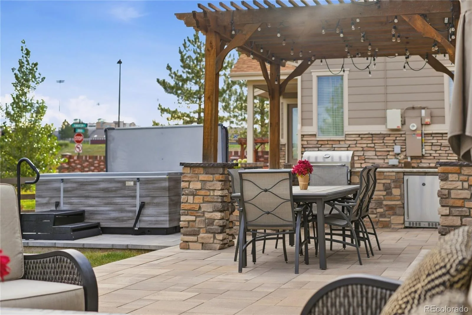 26574 E Arapahoe Place Aurora CO 80016 | MLS #REC4677663 09232026052701 1600 46
