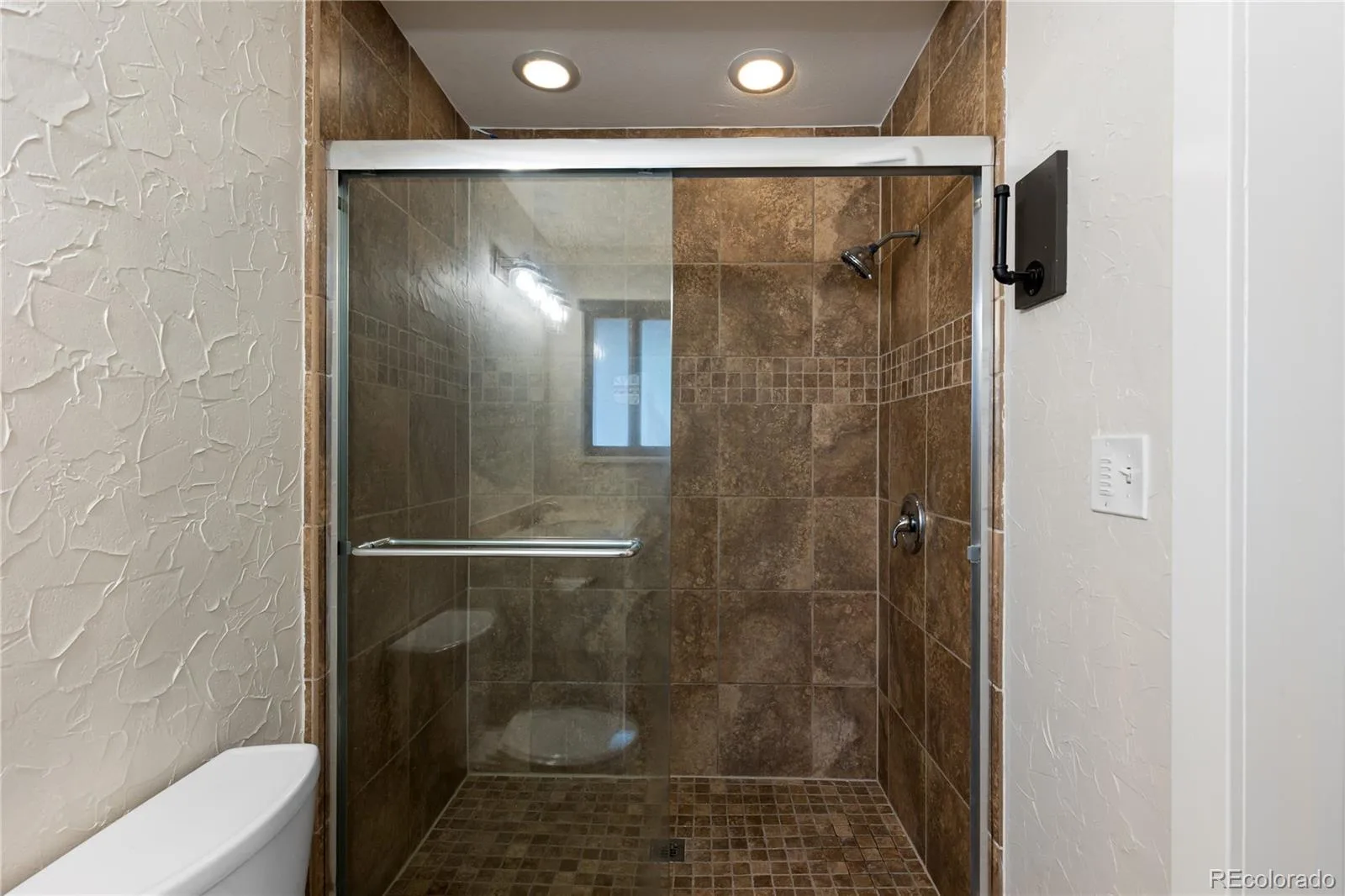 20857 E Shefield Place Parker CO 80138 | MLS #REC4679397 07092026004638 1600 27
