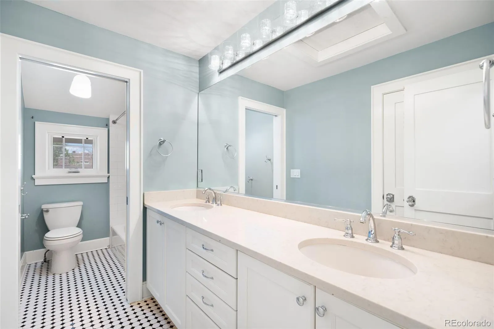 04172026154743 1600 32