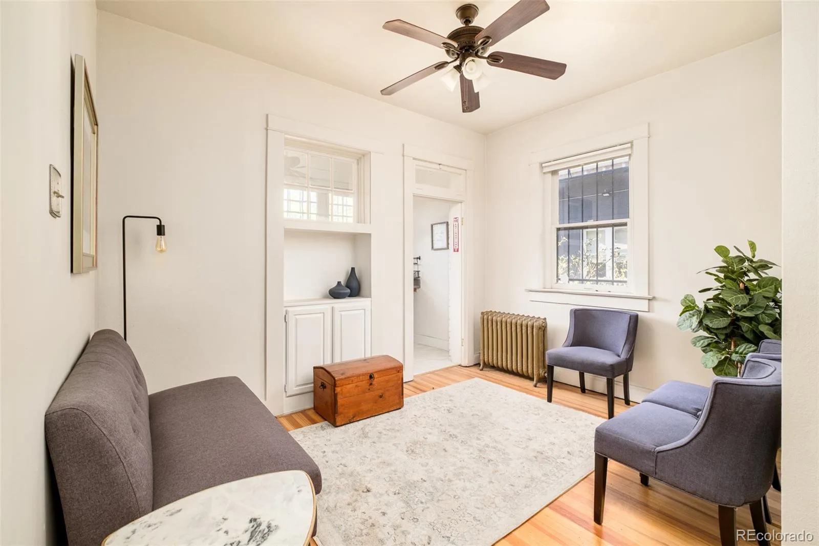 2015 York Street Denver CO 80205 | MLS #REC4680350 09232026052801 1600 8