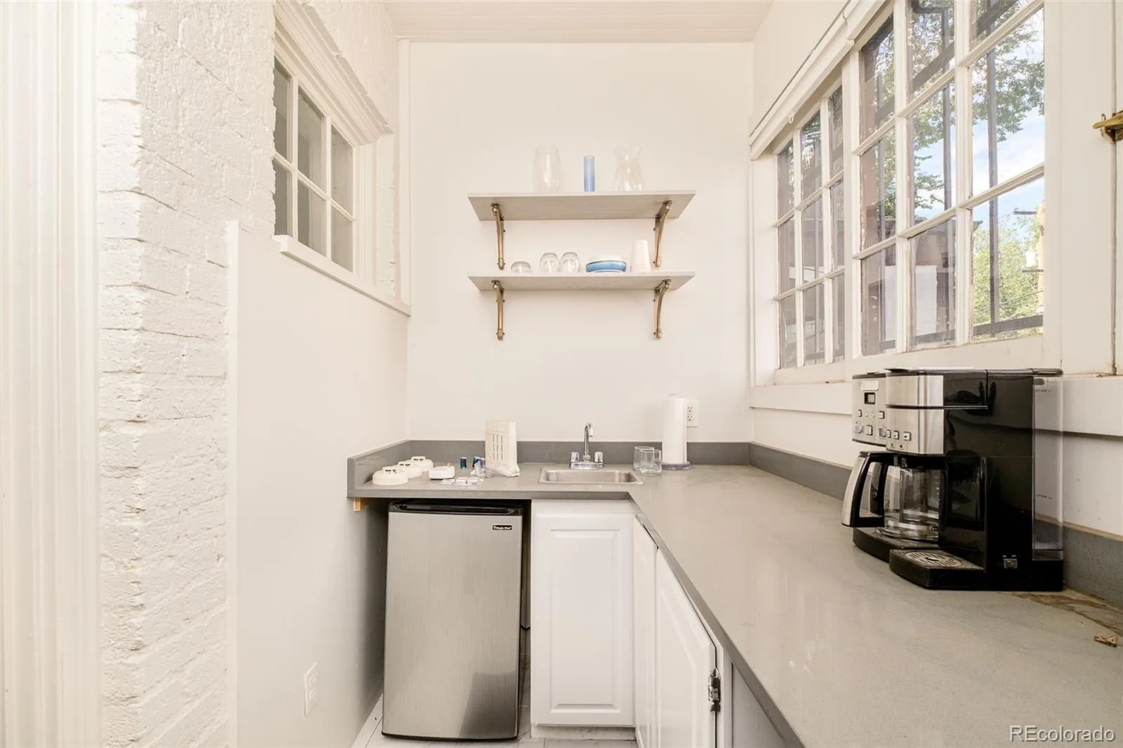 2015 York Street Denver CO 80205 | MLS #REC4680350 09232026052801 1600 9